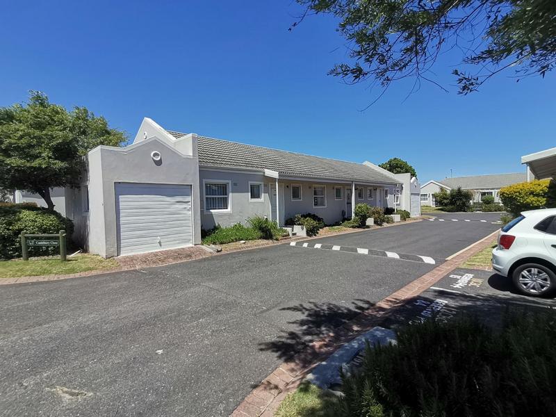 To Let 2 Bedroom Property for Rent in Pinelands Western Cape